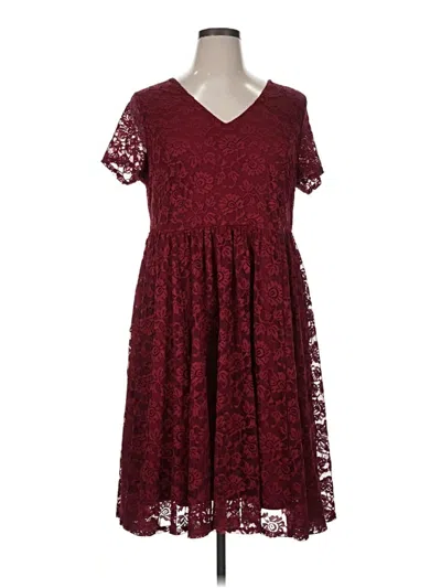 Pre-owned Torrid Cocktail Dress In Burgundy