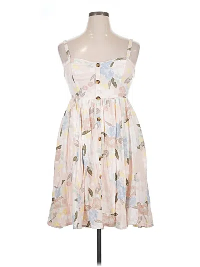 Pre-owned Torrid Cocktail Dress In Ivory