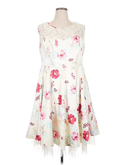 Pre-owned Torrid Cocktail Dress In Ivory