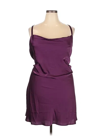 Pre-owned Torrid Cocktail Dress In Purple