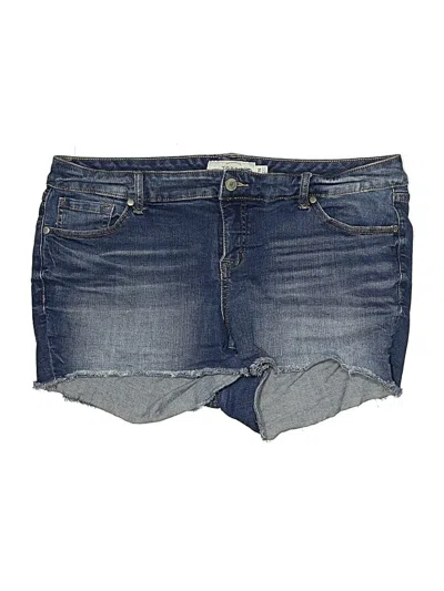 Pre-owned Torrid Denim Shorts In Blue