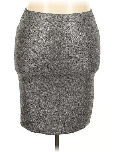 Pre-owned Torrid Faux Leather Skirt In Silver