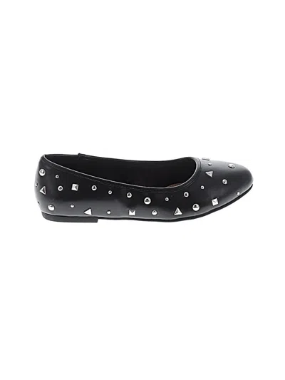 Pre-owned Torrid Flats In Black