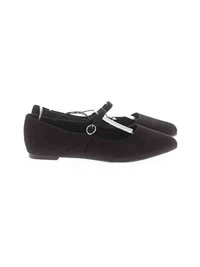 Pre-owned Torrid Flats In Black