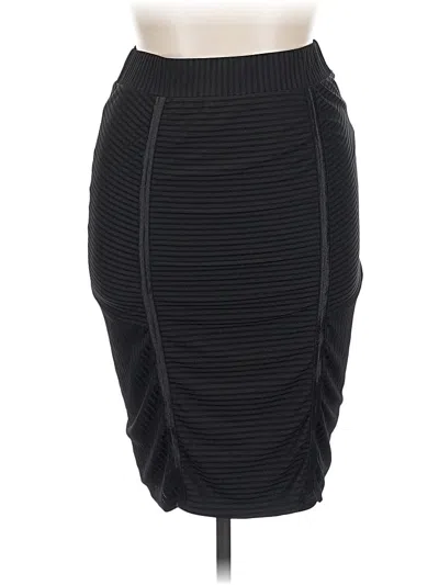 Pre-owned Torrid Formal Skirt In Black