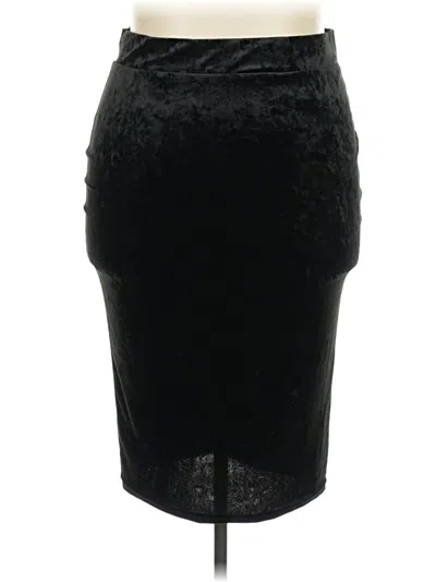 Pre-owned Torrid Formal Skirt In Black