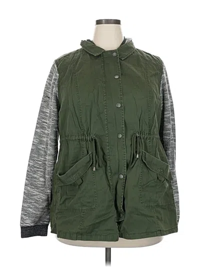 Pre-owned Torrid Jacket In Green