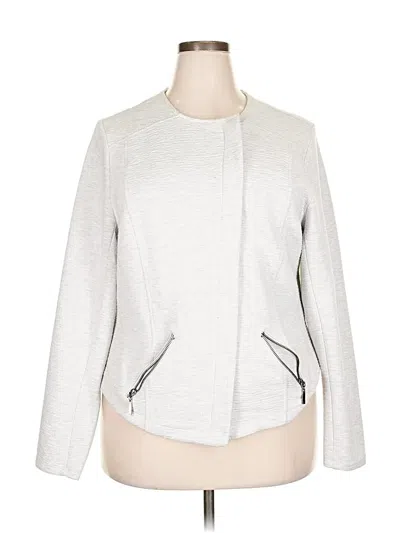 Pre-owned Torrid Jacket In White