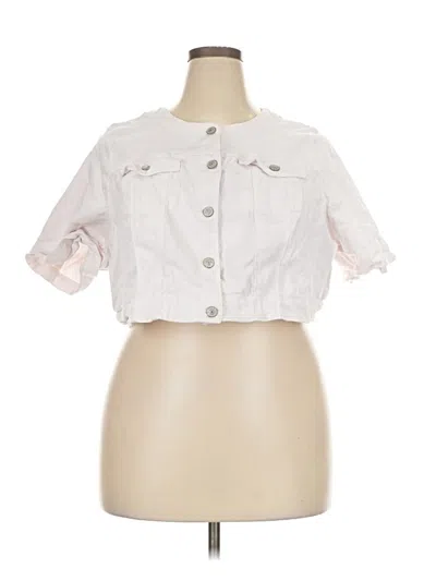 Pre-owned Torrid Jacket In White