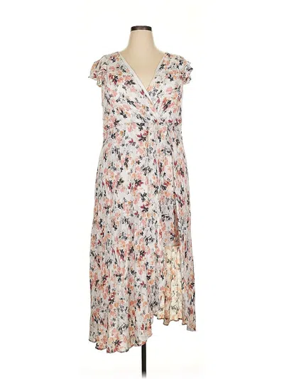 Pre-owned Torrid Jumpsuit In White