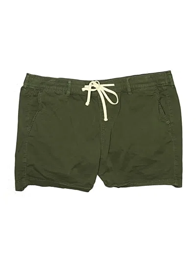 Pre-owned Torrid Khaki Shorts In Green