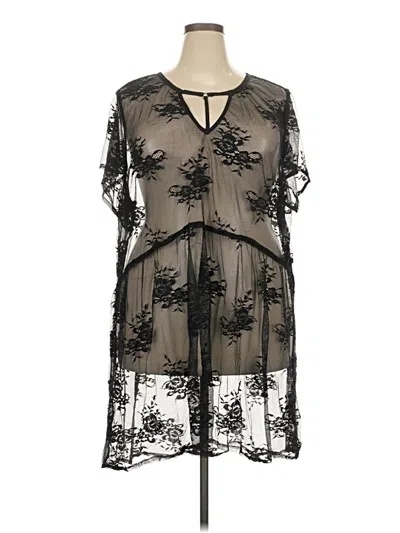Pre-owned Torrid Kimono In Black