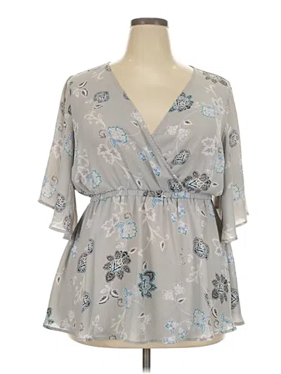 Pre-owned Torrid Kimono In Gray