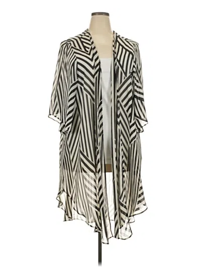Pre-owned Torrid Kimono In Silver