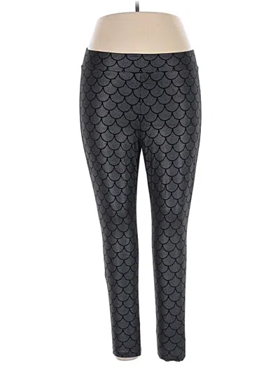 Pre-owned Torrid Leggings In Black