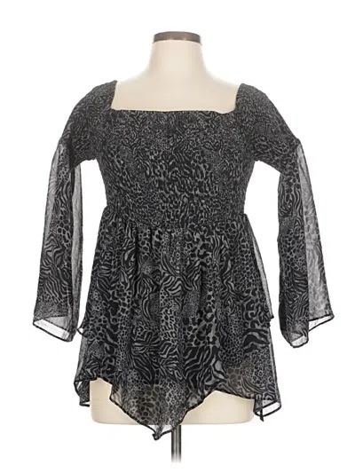 Pre-owned Torrid Long Sleeve Blouse In Black