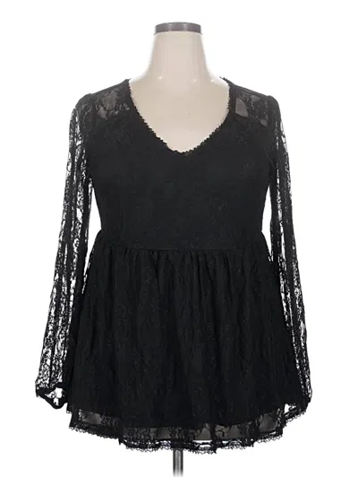Pre-owned Torrid Long Sleeve Blouse In Black