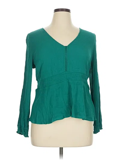 Pre-owned Torrid Long Sleeve Blouse In Green