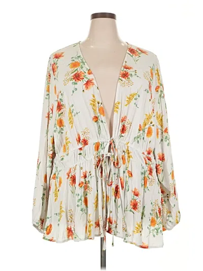 Pre-owned Torrid Long Sleeve Blouse In White