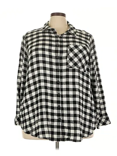Pre-owned Torrid Long Sleeve Button Down Shirt In Black