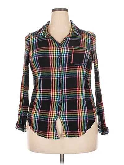 Pre-owned Torrid Long Sleeve Button Down Shirt In Black