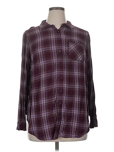 Pre-owned Torrid Long Sleeve Button Down Shirt In Burgundy