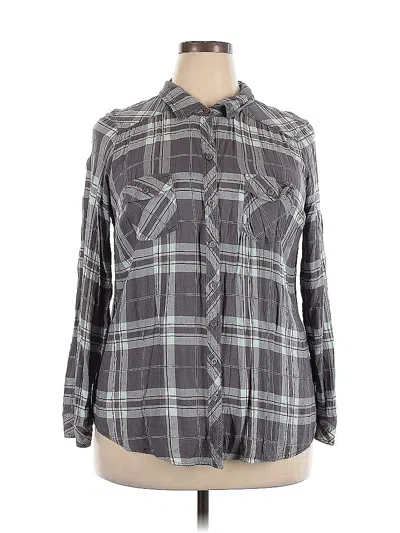 Pre-owned Torrid Long Sleeve Button Down Shirt In Gray