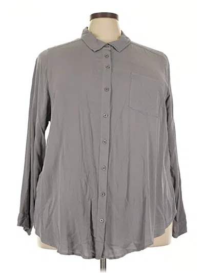 Pre-owned Torrid Long Sleeve Button Down Shirt In Gray