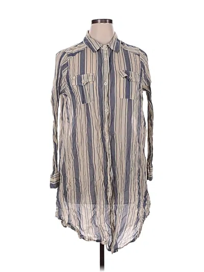 Pre-owned Torrid Long Sleeve Button Down Shirt In Silver