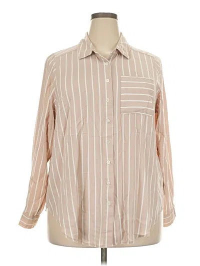 Pre-owned Torrid Long Sleeve Button Down Shirt In Tan