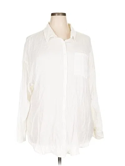 Pre-owned Torrid Long Sleeve Button Down Shirt In White