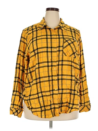 Pre-owned Torrid Long Sleeve Button Down Shirt In Yellow