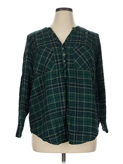 Pre-owned Torrid Long Sleeve Henley Shirt In Green
