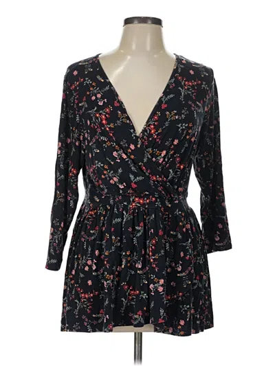 Pre-owned Torrid Long Sleeve Top Black Plunge Neckline Tops