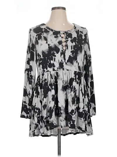 Pre-owned Torrid Long Sleeve Top Gray Crew Neck Tops