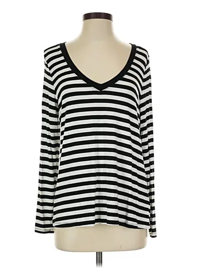 Pre-owned Torrid Long Sleeve T-shirt In Black