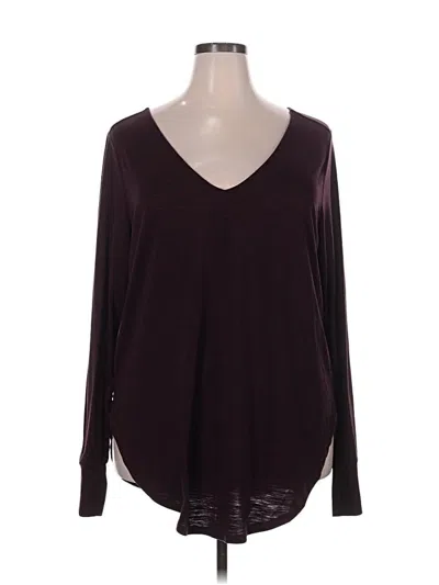 Pre-owned Torrid Long Sleeve T-shirt In Burgundy
