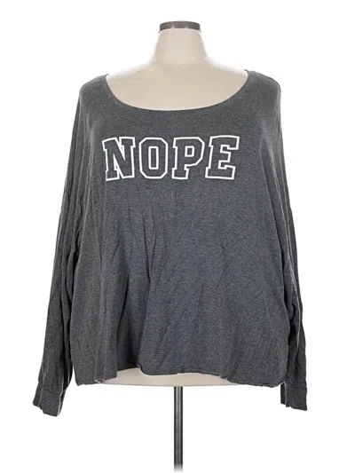 Pre-owned Torrid Long Sleeve T-shirt In Gray