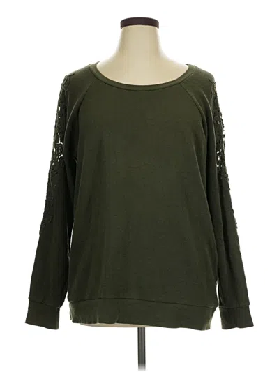 Pre-owned Torrid Long Sleeve T-shirt In Green