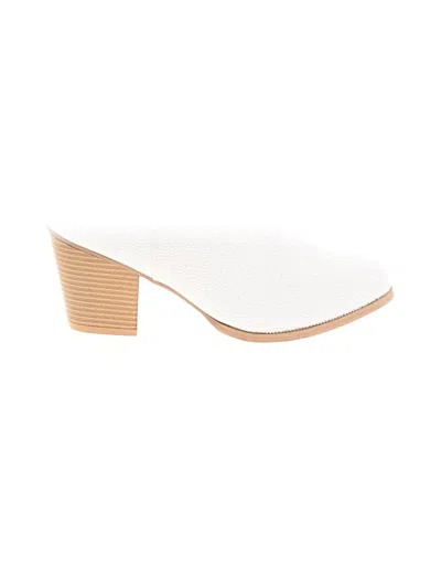 Pre-owned Torrid Mule/clog In White