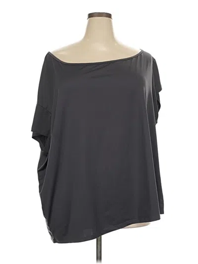 Pre-owned Torrid Poncho In Gray
