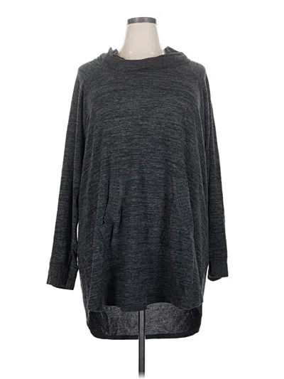 Pre-owned Torrid Poncho In Gray