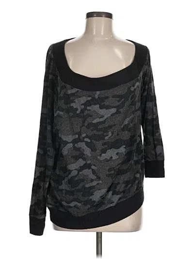 Pre-owned Torrid Pullover Sweater In Black