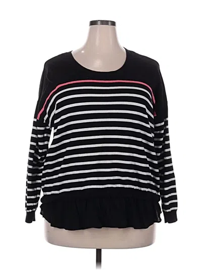 Pre-owned Torrid Pullover Sweater In Black