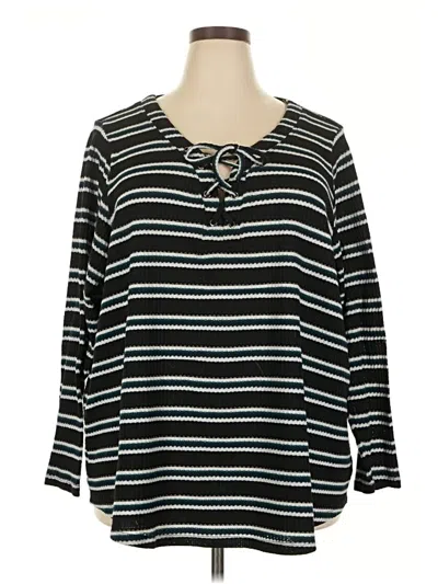 Pre-owned Torrid Pullover Sweater In Black
