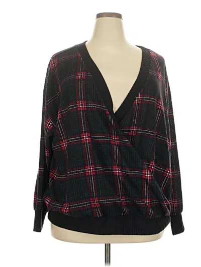 Pre-owned Torrid Pullover Sweater In Black