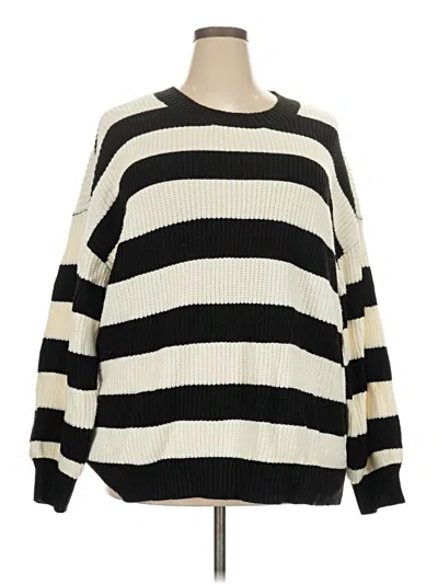 Pre-owned Torrid Pullover Sweater In Black