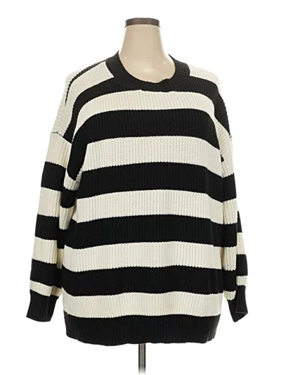 Pre-owned Torrid Pullover Sweater In Black