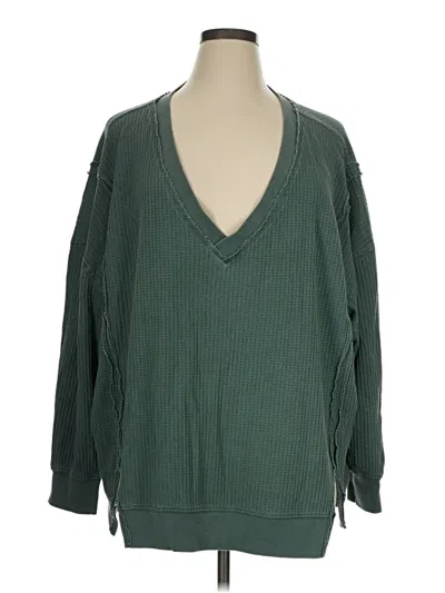 Pre-owned Torrid Pullover Sweater In Green