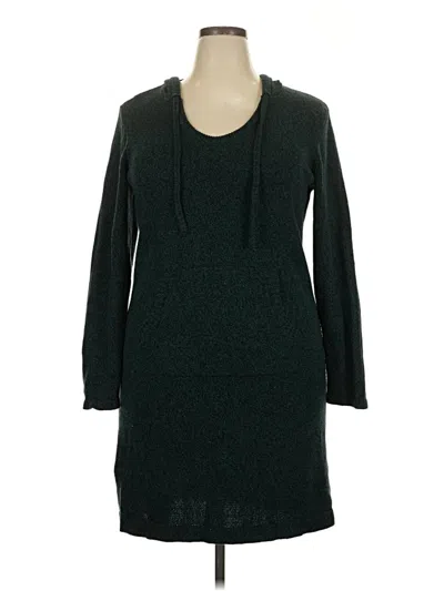 Pre-owned Torrid Pullover Sweater In Green